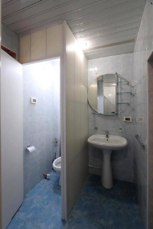 Tumanyan Hostel And Tours Erivan Oda fotoğraf