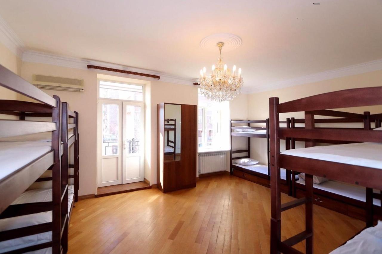 Tumanyan Hostel And Tours Erivan Oda fotoğraf